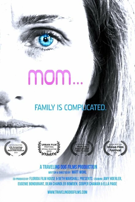 Постер Mom...