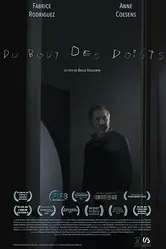 Du bout des doigts постер