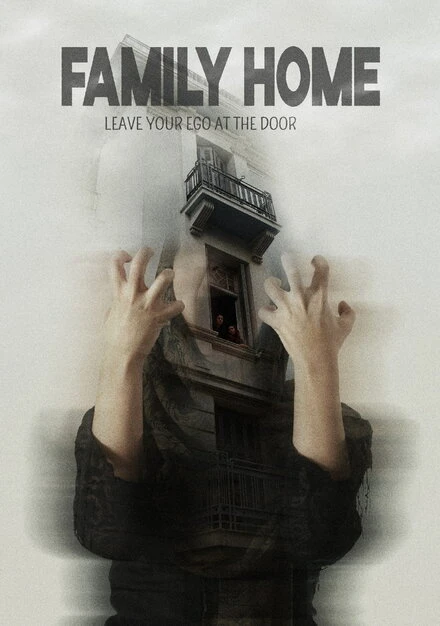 Постер Family Home